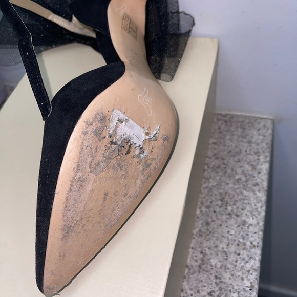 Jimmy Choo - Black Pumps with Asymmetric Grosgrain Mesh Fascinator Bows (Averly) - Picture 3 of 5